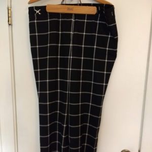 NY&Co Black and white windowpane trousers